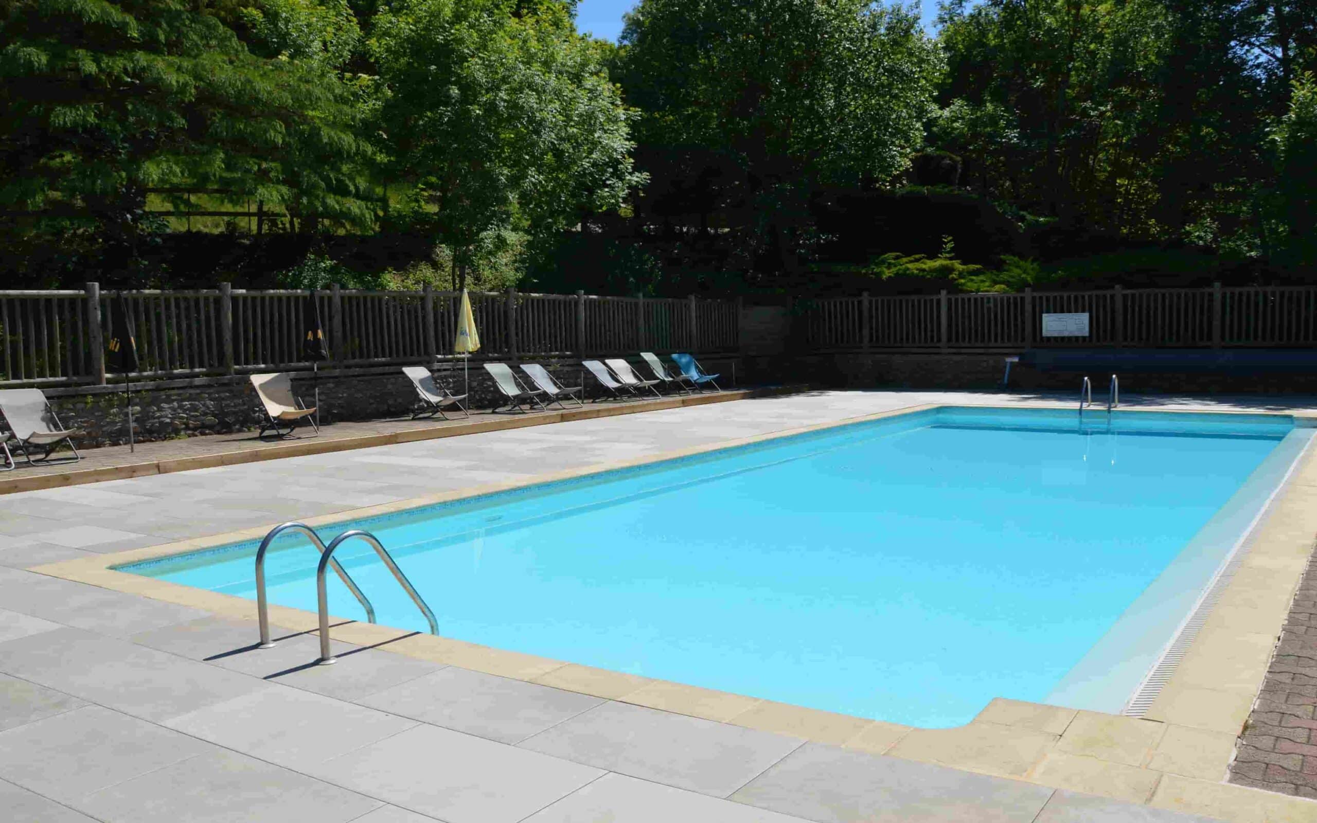piscine 4 camping oasis UV